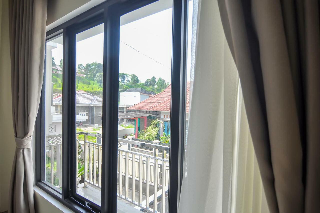 Oyo 838 Sanjaya Homestay Syariah Bukittinggi Esterno foto