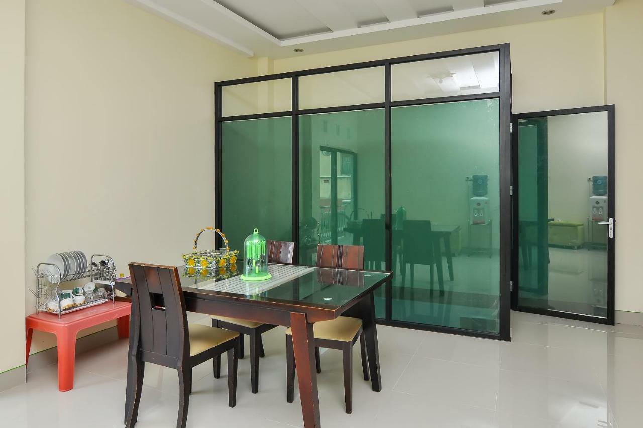 Oyo 838 Sanjaya Homestay Syariah Bukittinggi Esterno foto